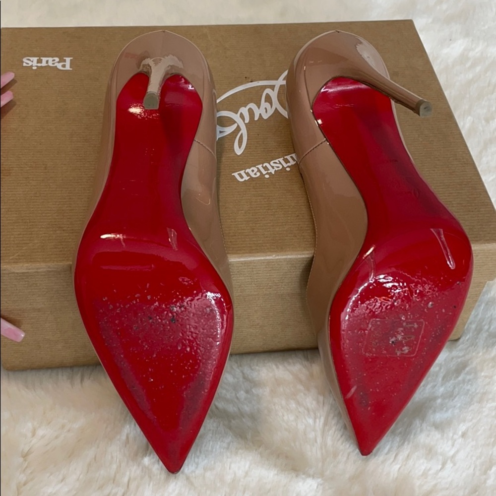 Christian Louboutin So Kate Heels - Picture 3 of 11